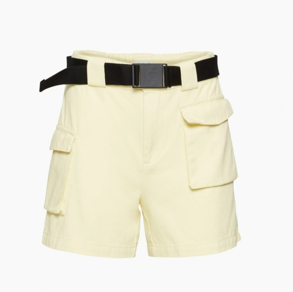 Aritzia Pale Yellow Cargo Shorts with Black Belt